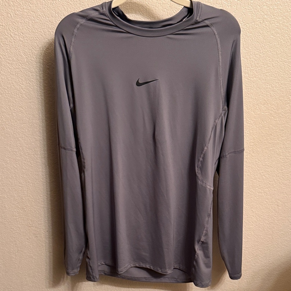 Nike Long Sleeve Dri-FIT Shirt - Gray